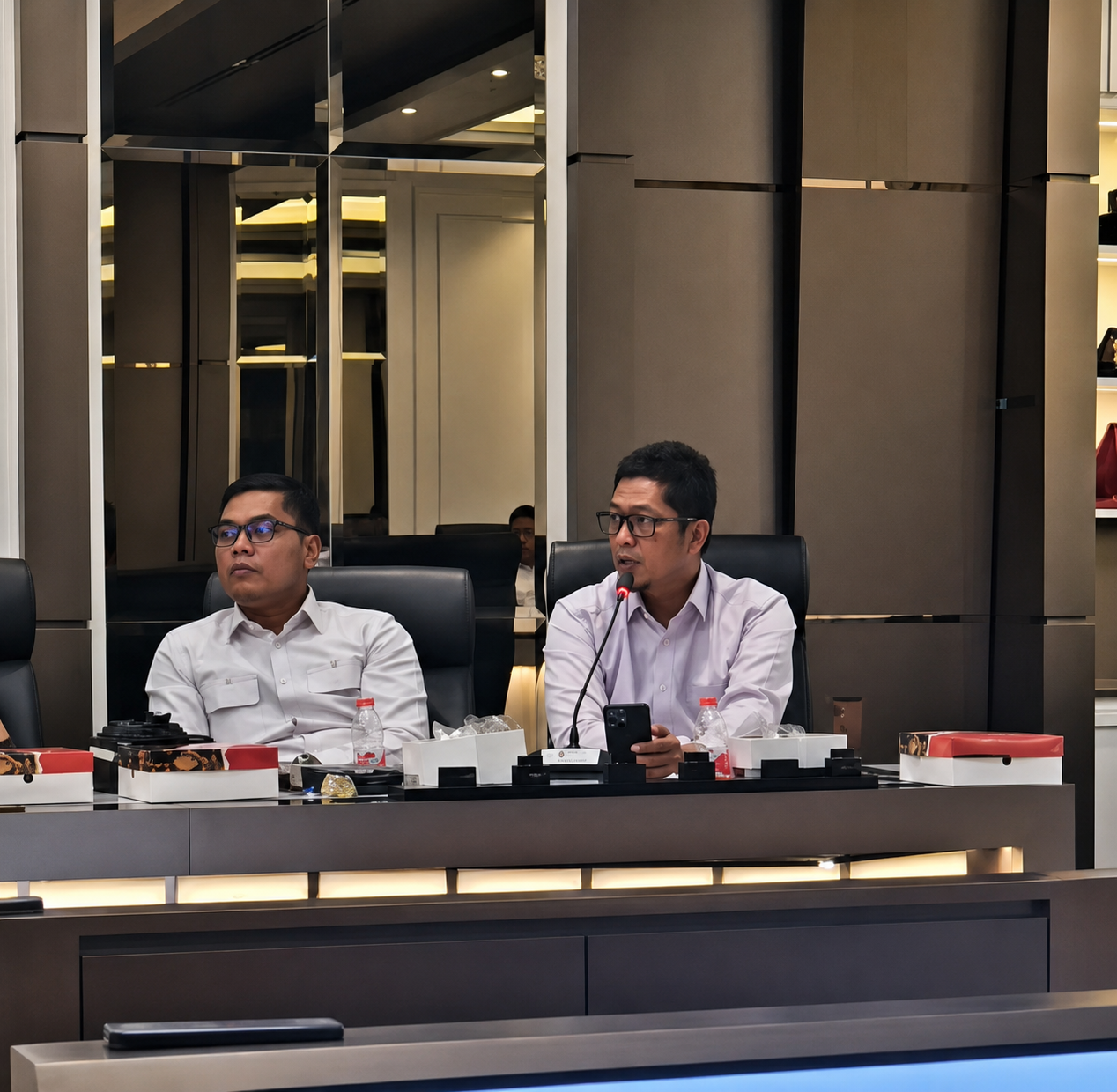 Salehuddin Minta Pusat Prioritaskan Perbaikan Jalan Lintas Bono dan Jalan Lingkar Pulau Mendol di Pelalawan